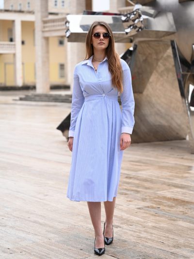 Fustan me jakë klasike