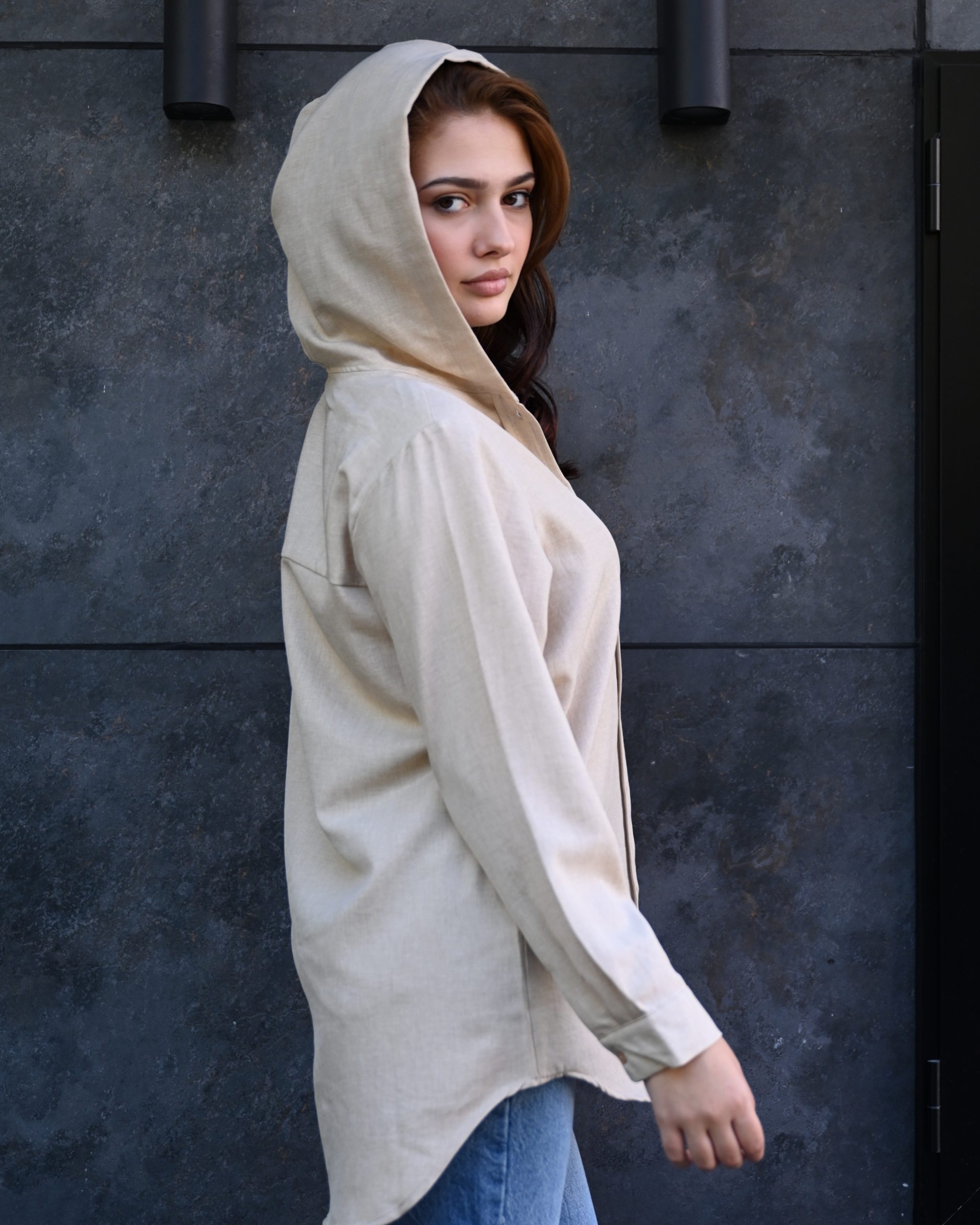 Këmishë me Kapuç - Image 5